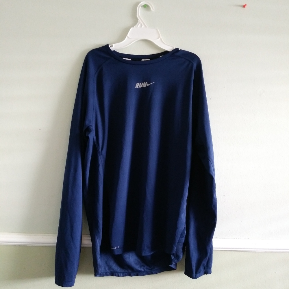 Nike athletic long sleeve shirt (Dark/navy blue)